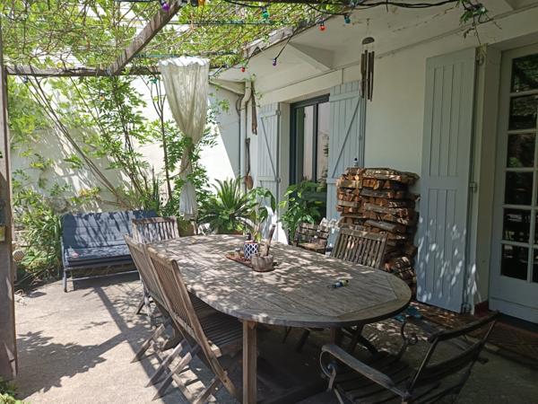 GITE SUR LE CHEMIN DE COMPOSTELLE A DEUX PAS DU COEUR DE VILLE