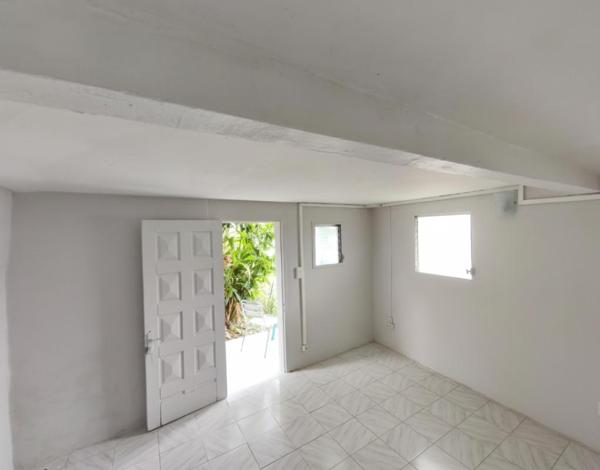 Maison de 8 pièces  en R+1, 126 m² habitable, VUE MER- ACCES MER PROCHE PONTON