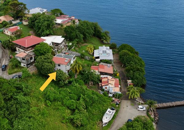 Maison de 8 pièces  en R+1, 126 m² habitable, VUE MER- ACCES MER PROCHE PONTON