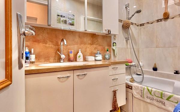 Maison à vendre    5 pièces • 135,86 m2 Douvres-la-Délivrande