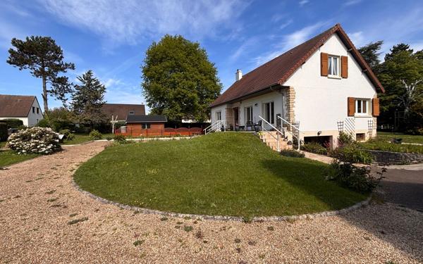 Maison à vendre    5 pièces • 135,86 m2 Douvres-la-Délivrande