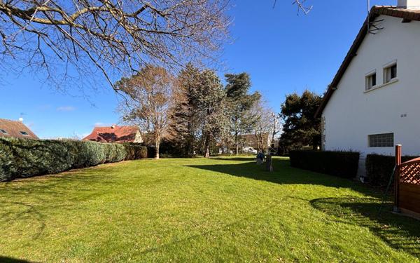 Maison à vendre    5 pièces • 135,86 m2 Douvres-la-Délivrande