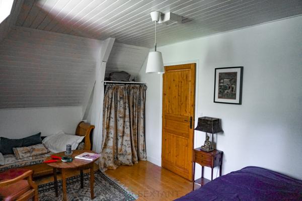 Charmante demeure Périgourdine nichée sur les hauteurs d'un village médieval.