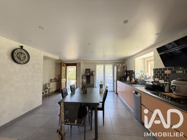 Maison à vendre 5 pièces 216 m² Bourgneuf