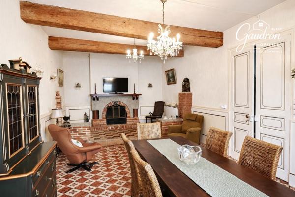 Maison de Maître - terrasse de toit de 40 m² - Cœur de village, 5 min de la mer