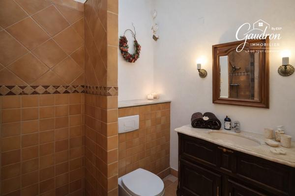 Maison de Maître - terrasse de toit de 40 m² - Cœur de village, 5 min de la mer