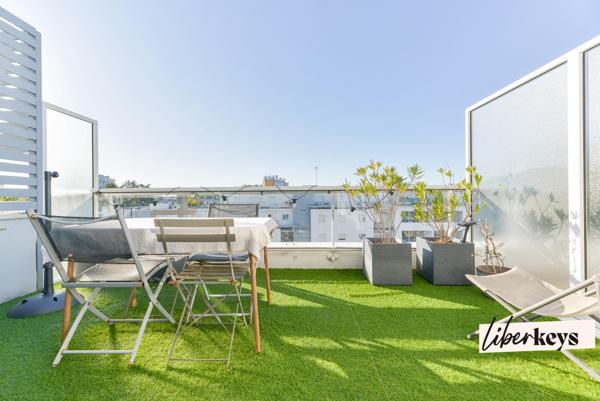 NANTES — DUPLEX INVERSÉ T3 EN DERNIER ÉTAGE AVEC TERRASSE ET PARKING PRIVÉ