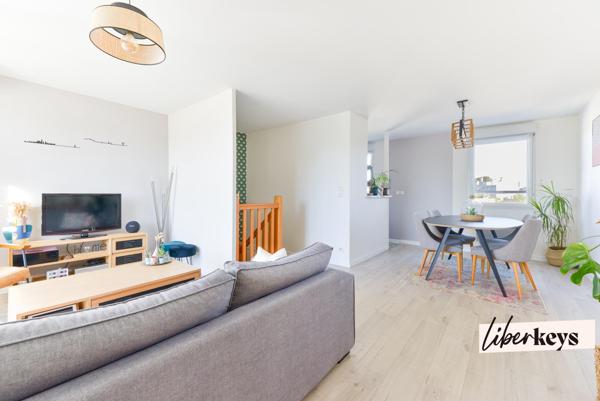 NANTES — DUPLEX INVERSÉ T3 EN DERNIER ÉTAGE AVEC TERRASSE ET PARKING PRIVÉ