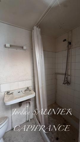 Maison à vendre 5 pièces MONTGEY (81) à Rénover.
