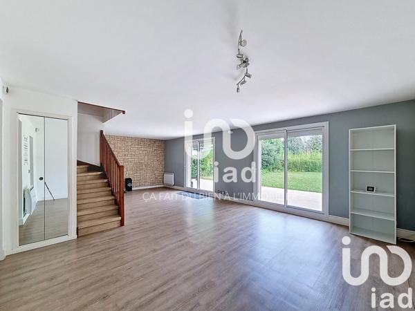 Maison à vendre 8 pièces 167 m² Lésigny
