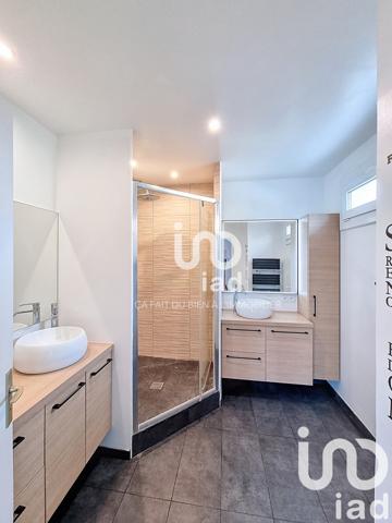 Maison à vendre 8 pièces 167 m² Lésigny