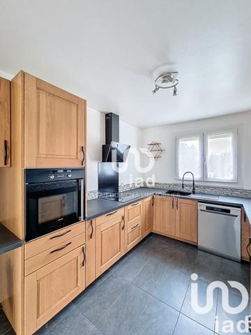 Maison à vendre 8 pièces 167 m² Lésigny