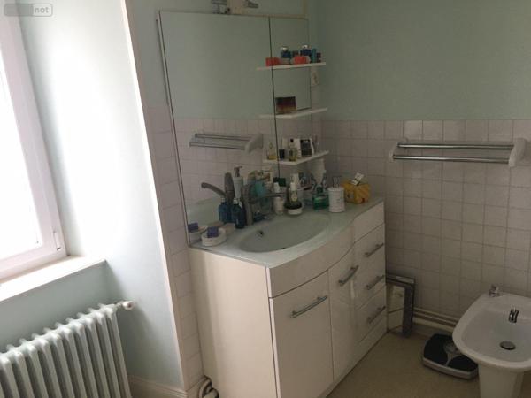 Maison à vendre à Condat dans le Cantal (15190), ref : FG/2185