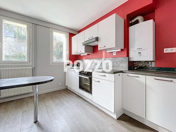 A VENDRE APPARTEMENT DE 2 PIECES (50 m²) AVEC CAVE A VIRE-NORMANDIE (14) VIRE NORMANDIE