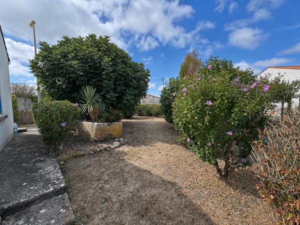 Plain-pied avec jardin proche Royan Semussac (17120)