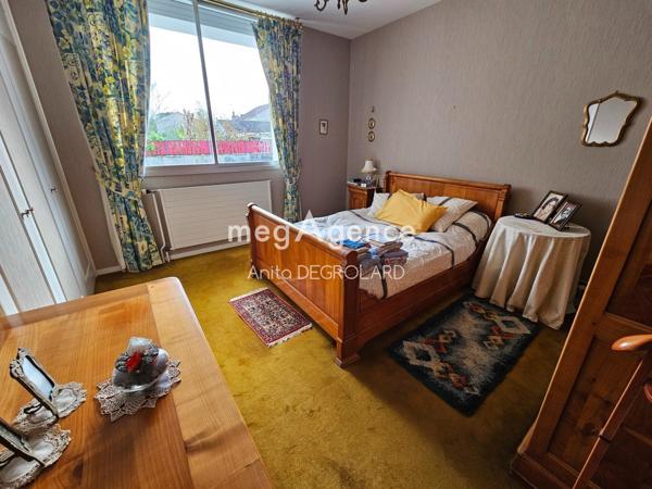 Appartement à LA ROCHE-SUR-YON, 85000 - 3 pièces 134m²