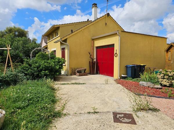 La Verrière village maison familiale au calme