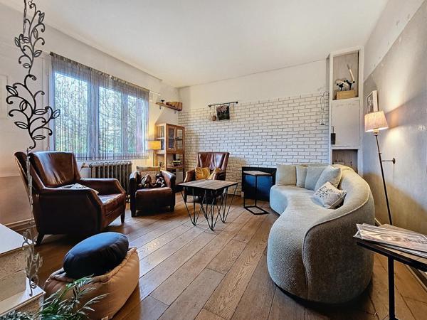 La Verrière village maison familiale au calme