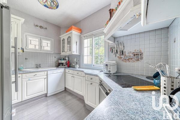 Maison à vendre 7 pièces 125 m² Ormesson-sur-Marne