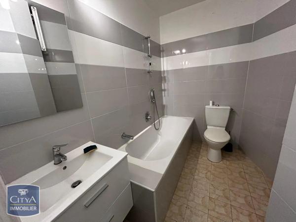 Appartement à louer 3 pièces 77.21m² Mandelieu-la-Napoule (06210)