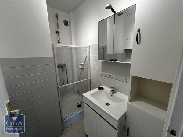 Appartement à louer 3 pièces 77.21m² Mandelieu-la-Napoule (06210)