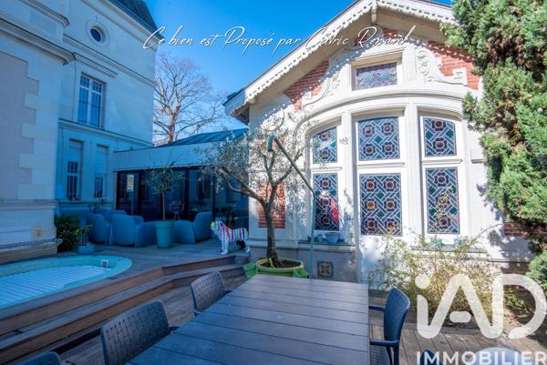 Maison à vendre 10 pièces 225 m² Les Ponts-de-Cé