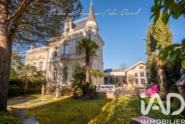 Maison à vendre 10 pièces 225 m² Les Ponts-de-Cé