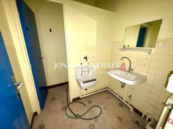 Andrésy: Appartement à aménagé de 176m2 avec jardinet en plein coeur du centre ville