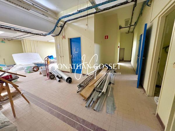 Andrésy: Appartement à aménagé de 176m2 avec jardinet en plein coeur du centre ville