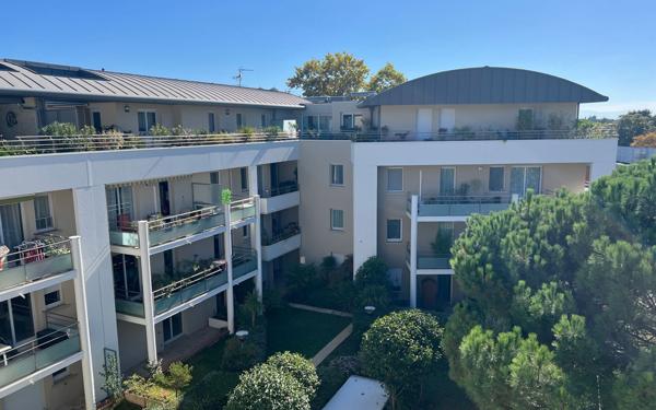 Appartement à vendre    5 pièces • 158,36 m2 Colomiers