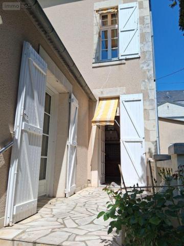 Maison de maître à vendre à La Flèche dans la Sarthe (72200), ref : 403   
la fleche