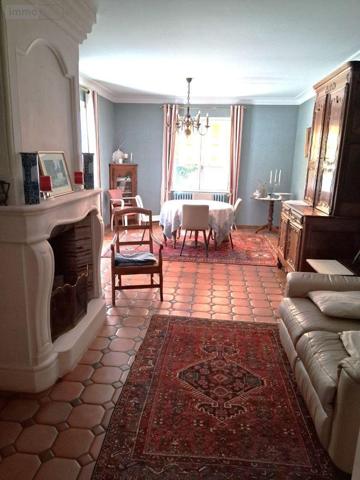 Maison de maître à vendre à La Flèche dans la Sarthe (72200), ref : 403   
la fleche