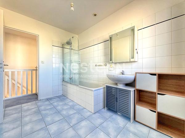 Quartier calme de Royan -Maison 4 pièces - 3 chambres et garage - 265 000 €