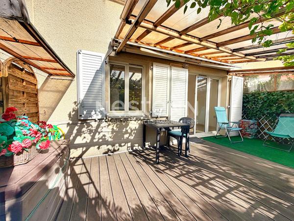 Quartier calme de Royan -Maison 4 pièces - 3 chambres et garage - 265 000 €