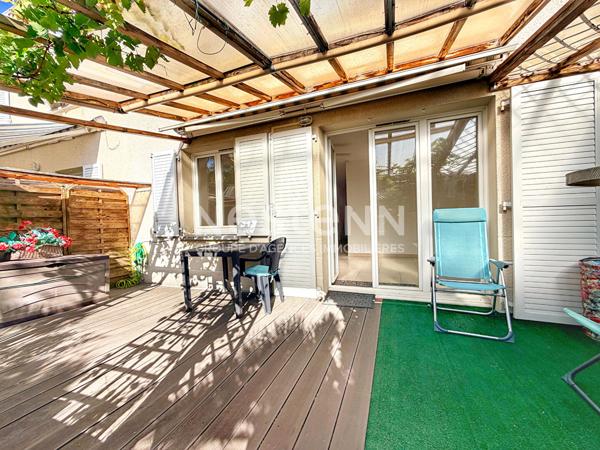 Quartier calme de Royan -Maison 4 pièces - 3 chambres et garage - 265 000 €
