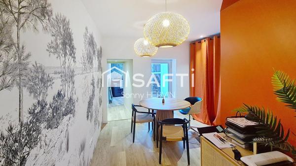 Local professionnel avec vitrine et cour – Centre de Talmont-Saint-Hilaire