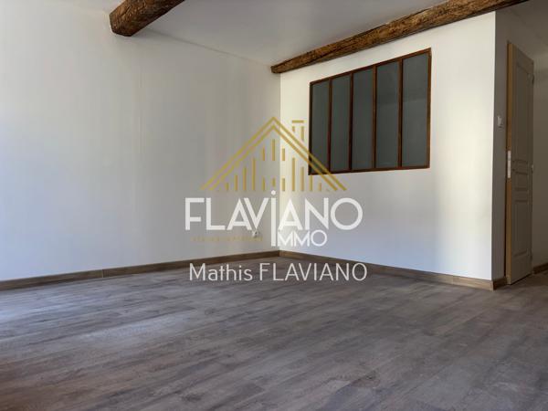 IMMEUBLE - 5 APPARTEMENTS - BOUTIQUE - PLATEAU/X Barcelonnette (04400)