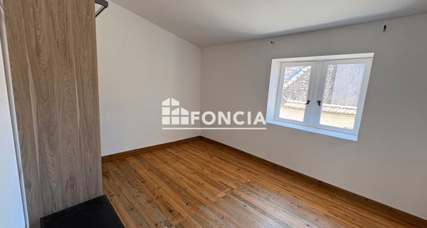 Location Appartement 3 pièces 56.49 m² - Nîmes 30000