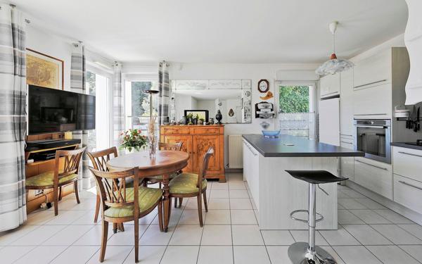 Appartement à vendre    5 pièces • 98,19 m2 Pomponne