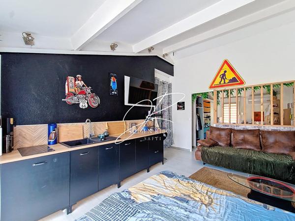 Maison T6 5 chambres 138 m², grand garage, piscine