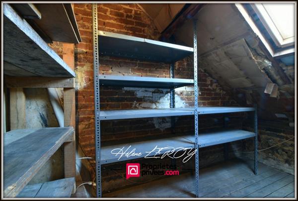 Maison de ville avec extérieur et bâtiment à 5min du centre ville