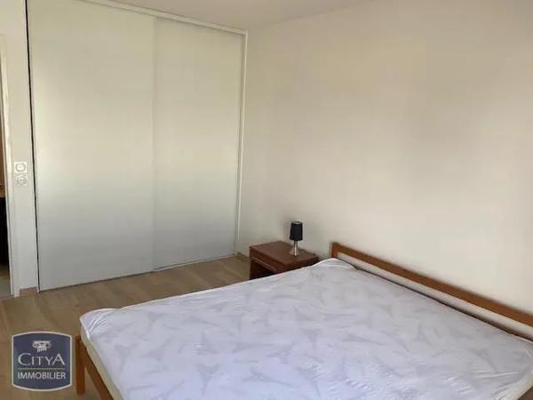 Appartement à louer 3 pièces 66.24m² Pont-de-Chéruy (38230)