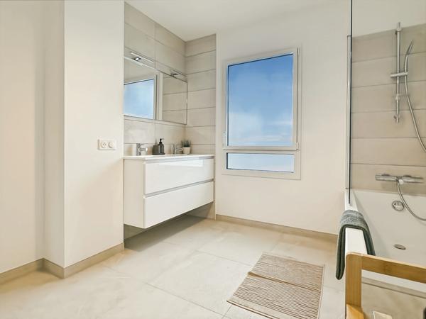 Maison neuve de 106 m2 à Larmor Baden