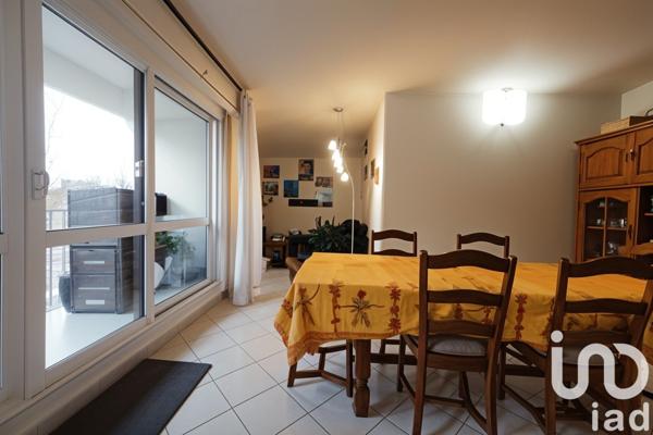 Appartement 5 pièces de 97 m² à Les Ulis (91940)