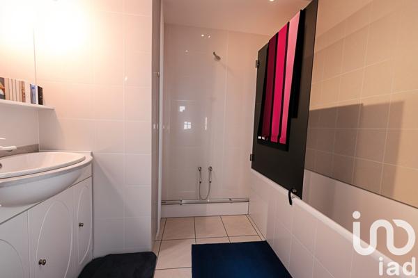 Appartement 5 pièces de 97 m² à Les Ulis (91940)