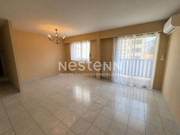 A LOUER 3 PIECES VIDE - RIQUIER - BALCONS - CLIMATISATION