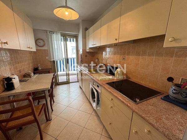A LOUER 3 PIECES VIDE - RIQUIER - BALCONS - CLIMATISATION