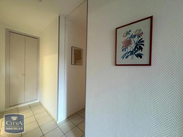 Appartement à louer 2 pièces 63.55m² Marseille 9e Arrondissement (13009)