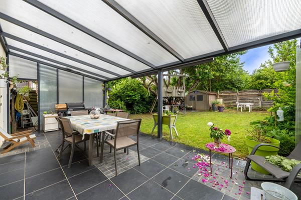 Maison Vaureal 6 pièce(s) 90 m2 avec 4 chambres, terrain et garage + 2 places de parking.