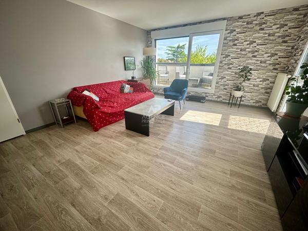 Appartement Carrières-Sous-Poissy 3 pièce(s) 59 m2 €235 000 ** - Référence 9143